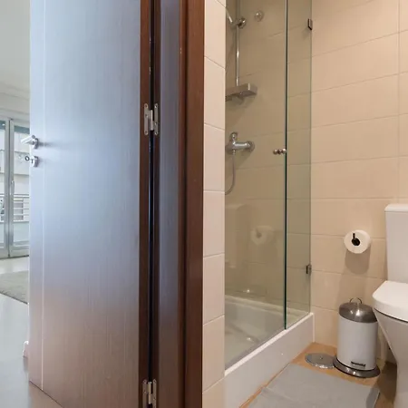 Lägenhet Bright 2bdr Duplex With Balcony By Lovelystay Lisboa