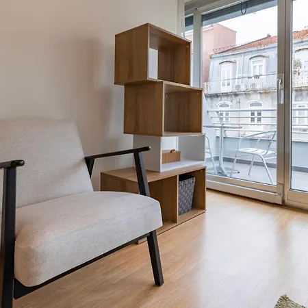 Bright 2bdr Duplex With Balcony By Lovelystay Lägenhet Lisboa