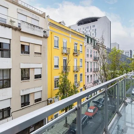 Lägenhet Bright 2bdr Duplex With Balcony By Lovelystay
